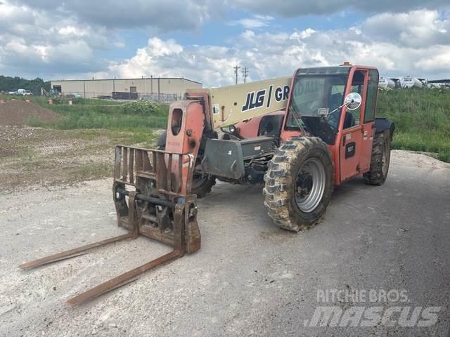 JLG G6-42A 伸縮臂操作車