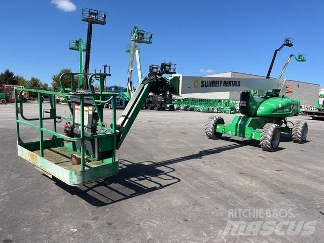 JLG M600JP 曲臂高空作業車