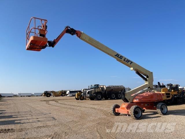 JLG M600JP 伸縮臂高空作業車