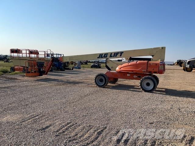 JLG M600JP 伸縮臂高空作業車