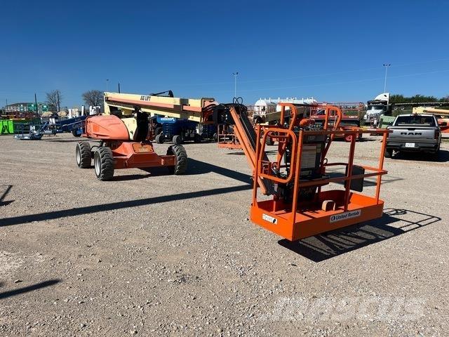 JLG M600JP 曲臂高空作業車