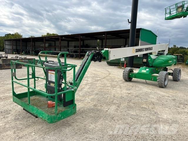JLG M600JP 伸縮臂高空作業車
