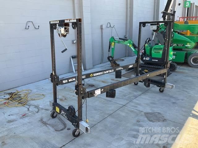 JLG Straddle 其他