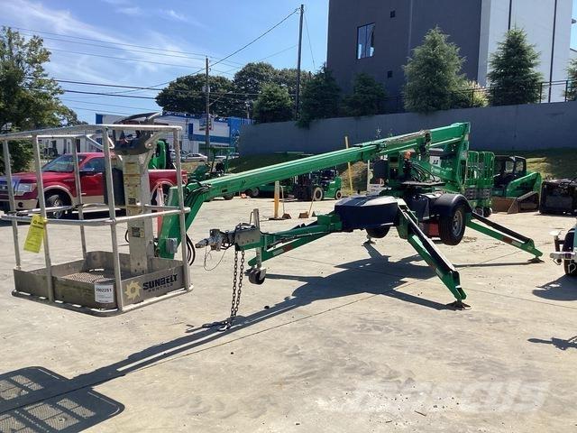 JLG T-350 拖車裝載高空作業平台