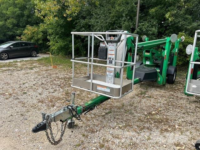 JLG T500J 拖車裝載高空作業平台
