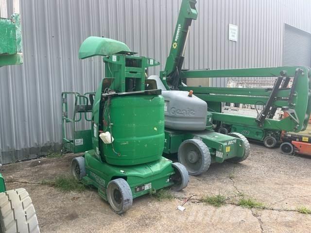JLG Toucan 26E 垂直升降工作台