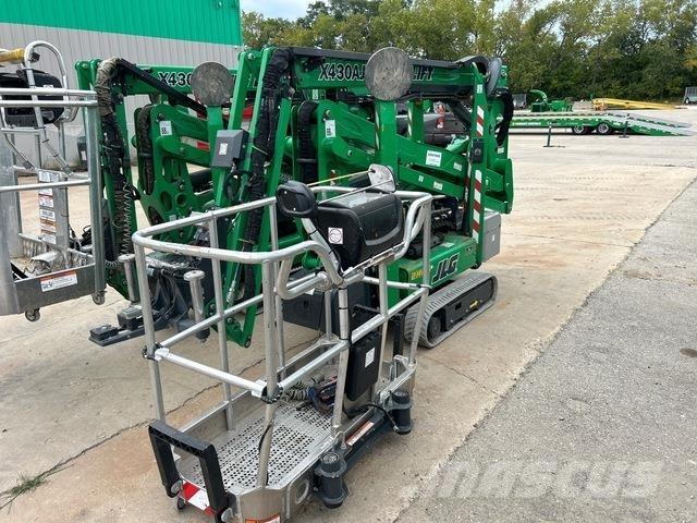 JLG X430AJ 曲臂高空作業車