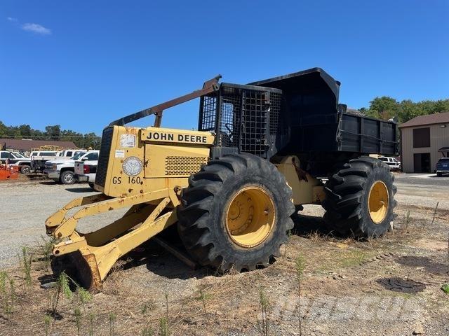 John Deere  鉸接式起吊車