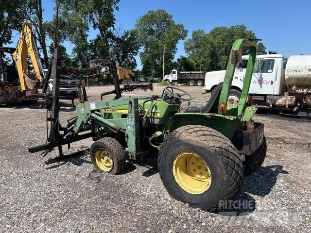 John Deere 750 小型曳引機