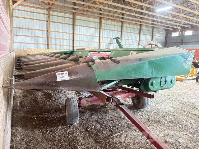 John Deere 843 其他耕耘機和配件