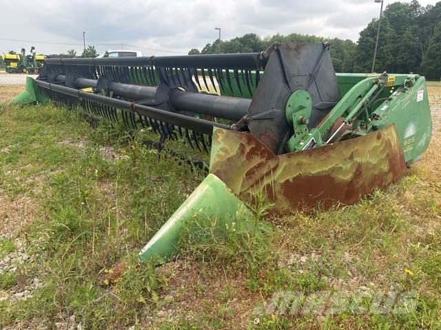 John Deere 925 聯合收割機頭