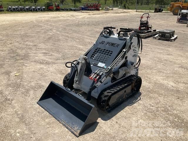 JQ Power JQ400 滑移轉向裝載機