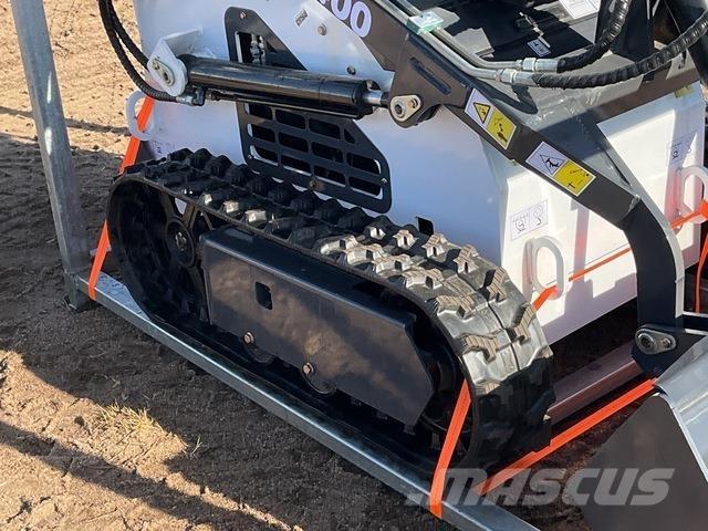 JQ Power JQ400 滑移轉向裝載機