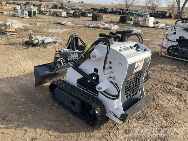 JQ Power JQ400 滑移轉向裝載機