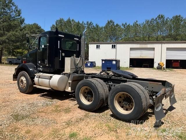 Kenworth  曳引機組件