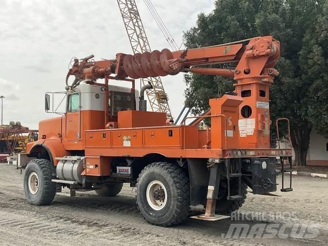 Kenworth C500 移動式鑽機車