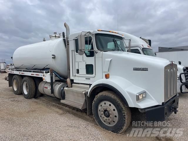 Kenworth T-800 組合/真空油槽車