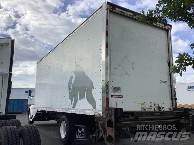 Kenworth T270 貨箱式卡車