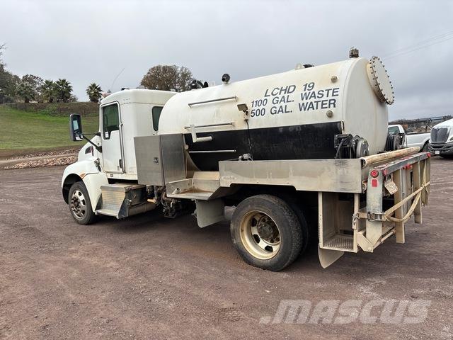 Kenworth T270 組合/真空油槽車