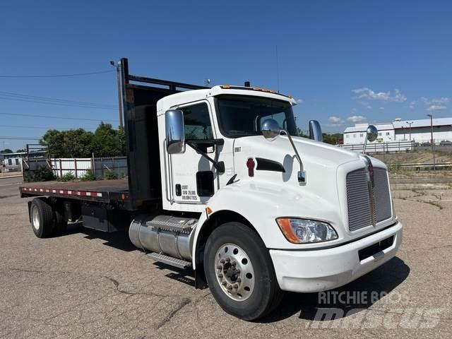 Kenworth T3 平板式/側卸式卡車