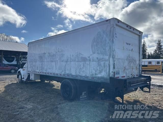 Kenworth T300 貨箱式卡車