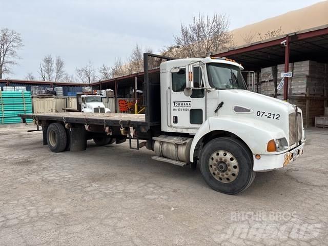 Kenworth T300 平板式/側卸式卡車