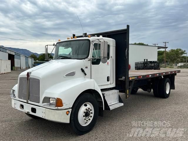 Kenworth T300 傾卸式卡車