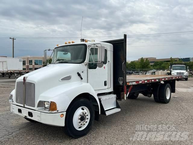 Kenworth T300 傾卸式卡車