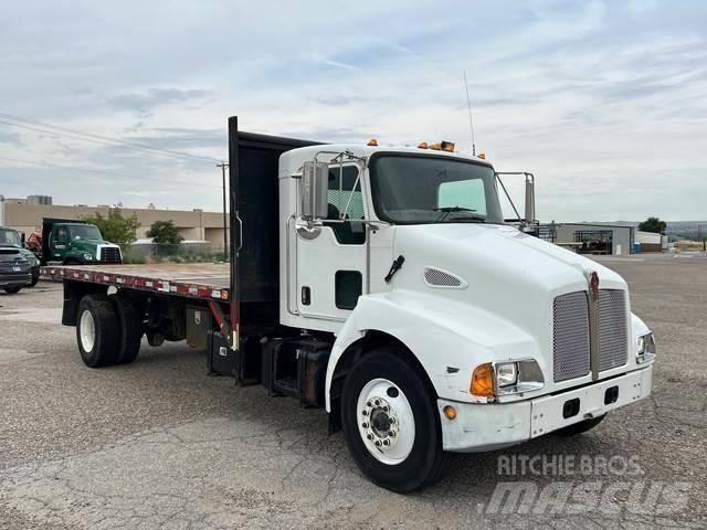 Kenworth T300 傾卸式卡車