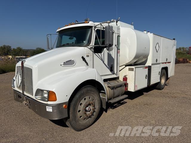 Kenworth T300 運油車