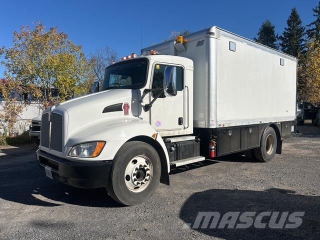 Kenworth T300 運油車