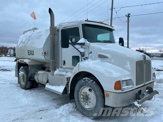 Kenworth T300 水車