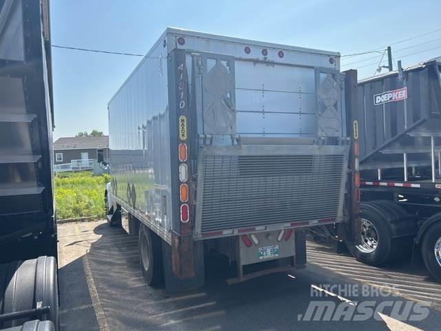 Kenworth T370 貨箱式卡車