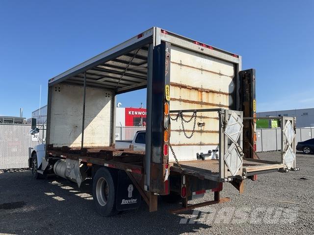 Kenworth T370 篷布卡車