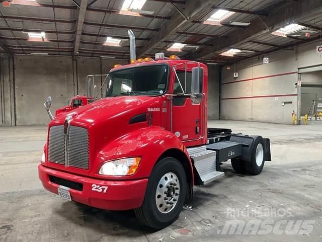 Kenworth T370 曳引機組件