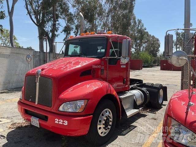 Kenworth T370 曳引機組件