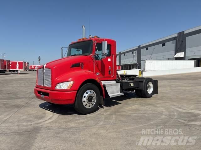 Kenworth T370 曳引機組件