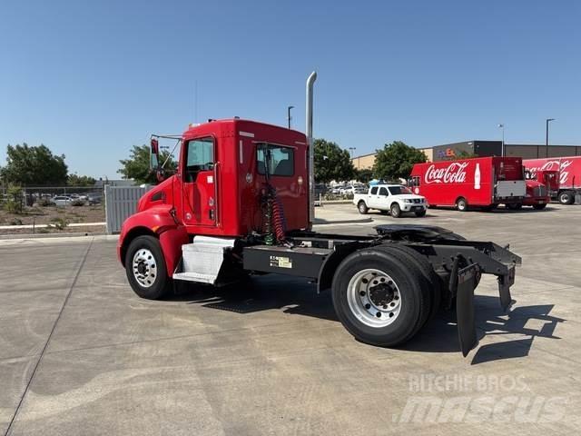 Kenworth T370 曳引機組件