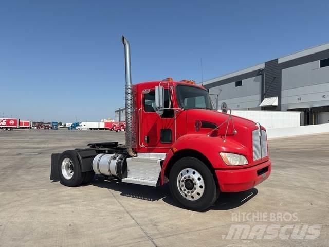 Kenworth T370 曳引機組件