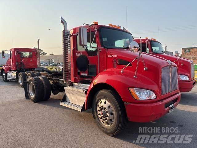 Kenworth T370 曳引機組件