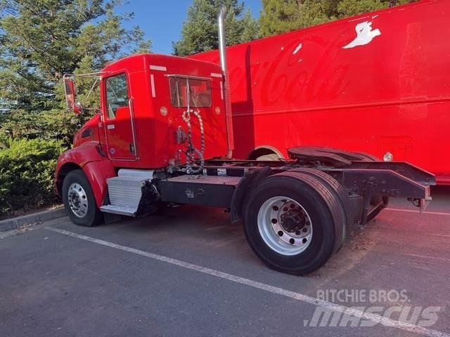 Kenworth T370 曳引機組件