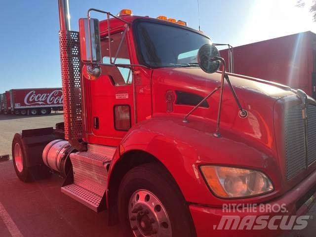 Kenworth T370 曳引機組件