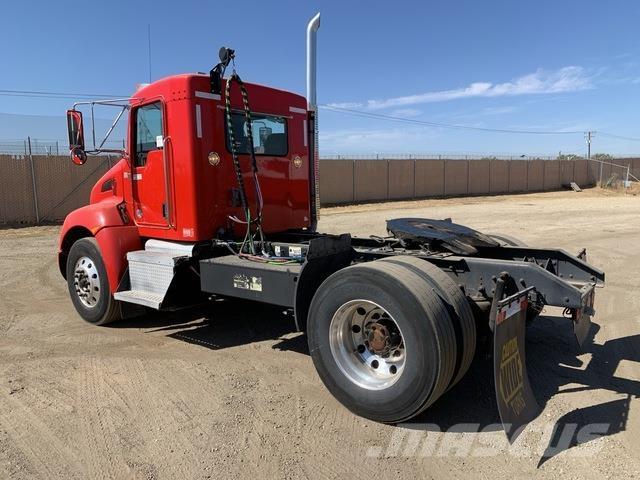 Kenworth T370 曳引機組件