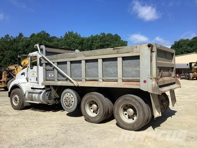 Kenworth T440 傾卸式卡車
