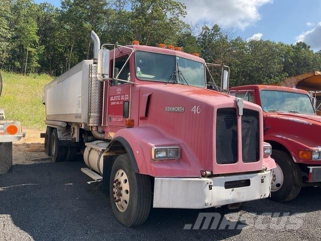 Kenworth T450B 運油車
