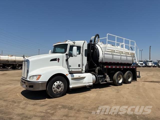 Kenworth T660 組合/真空油槽車