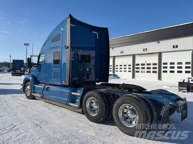 Kenworth T680 曳引機組件