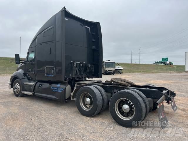 Kenworth T680 曳引機組件