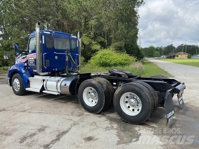 Kenworth T680 曳引機組件