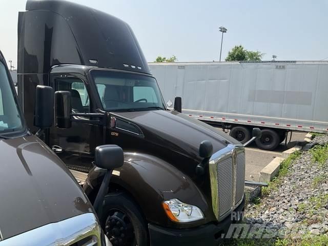 Kenworth T680 曳引機組件